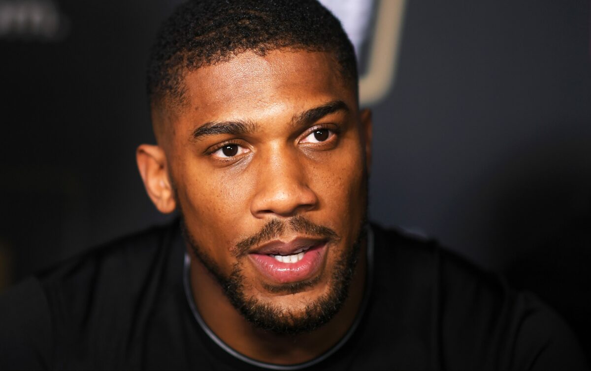 Anthony Joshua to face Robert Helenius, who fought last weekend