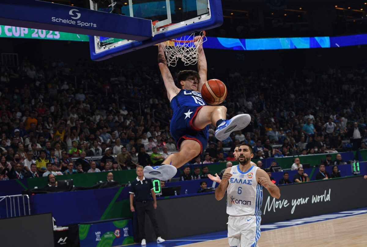 Austin Reaves dunks vs. Greece and other pictures of the day at the World Cup