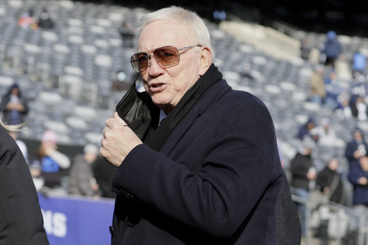 Twitter reacts to Jerry Jones’ reaction to Sam Williams’ arrest