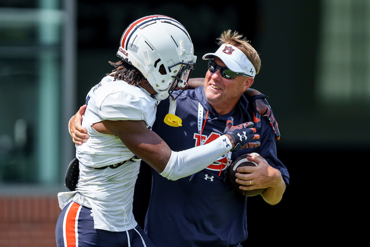 Auburn now boasts a top-15 recruiting class following TJ Lindsey’s commitment