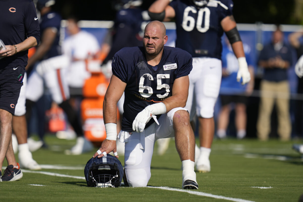 Bears C Cody Whitehair suffers apparent hand injury at camp practice