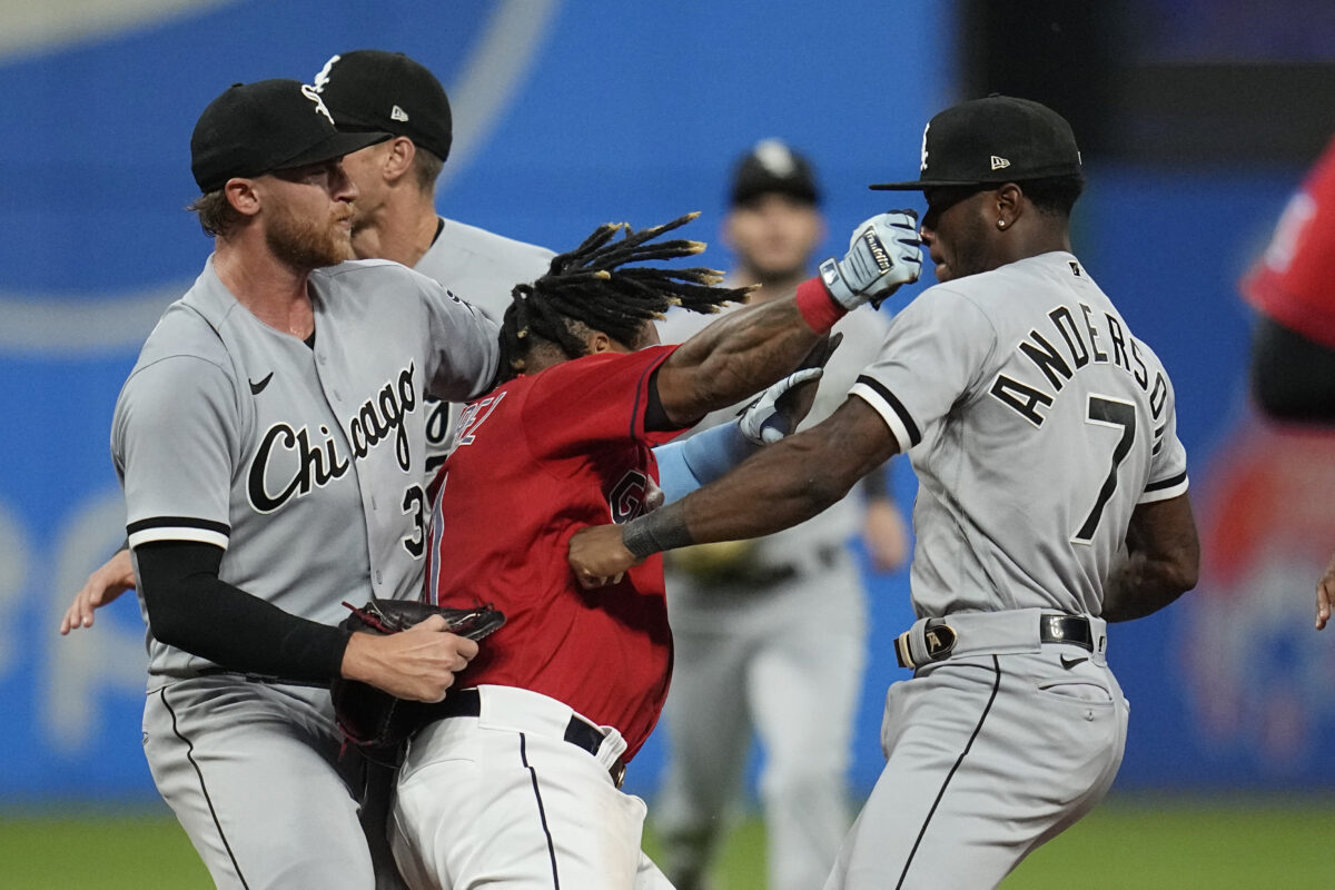 Guardians’ radio pulls a Howard Cosell with Jose Ramirez, Tim Anderson fight call