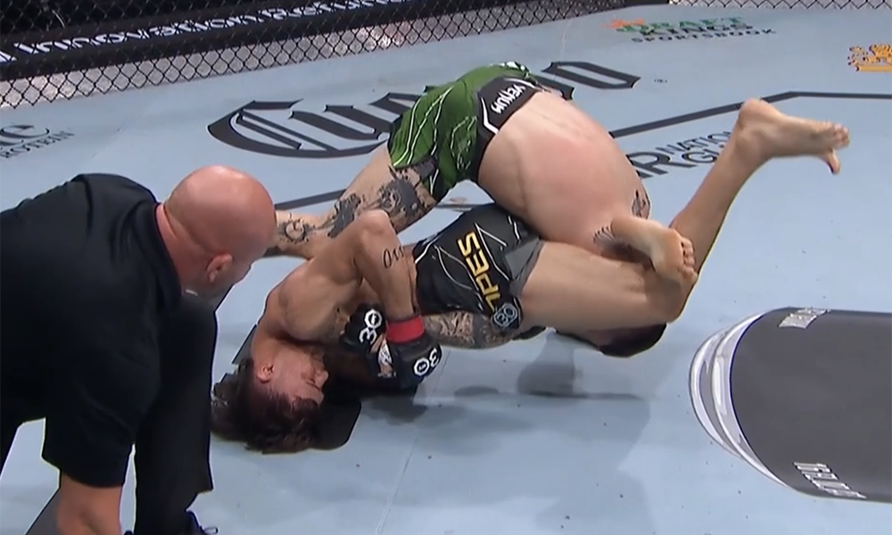 Video: Diego Lopes shines with rare finish of Gavin Tucker at UFC on ESPN 50