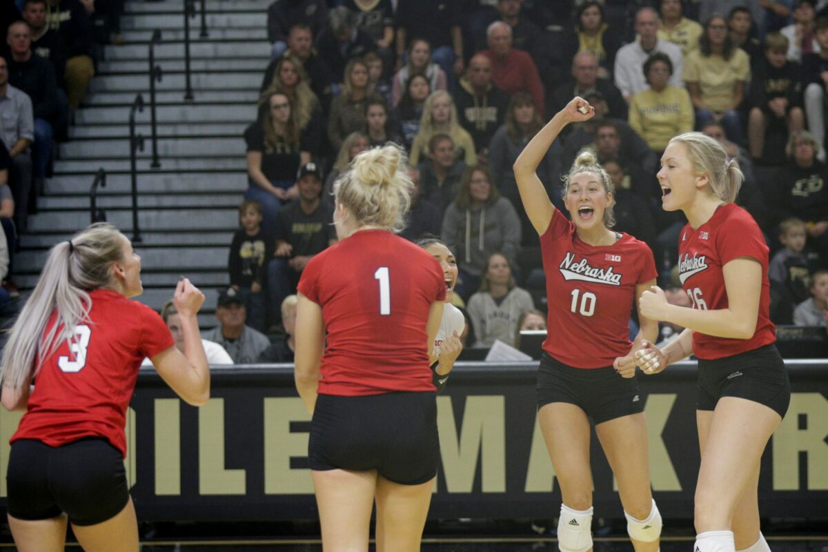 Nebraska volleyball sweeps Utah State to open the 2023 season