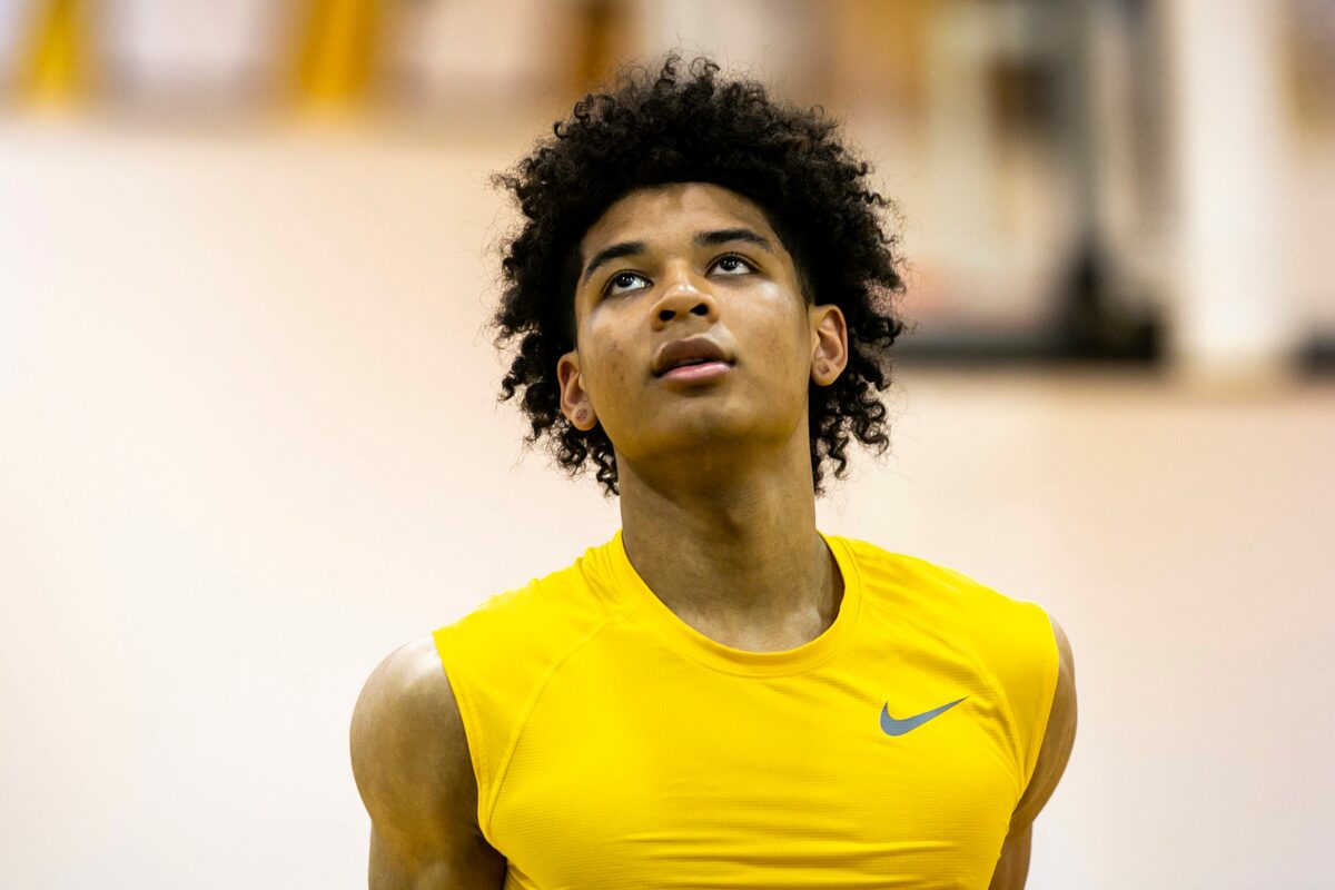 Walk-on Iowa guard Amarion Nimmers announces transfer portal entry