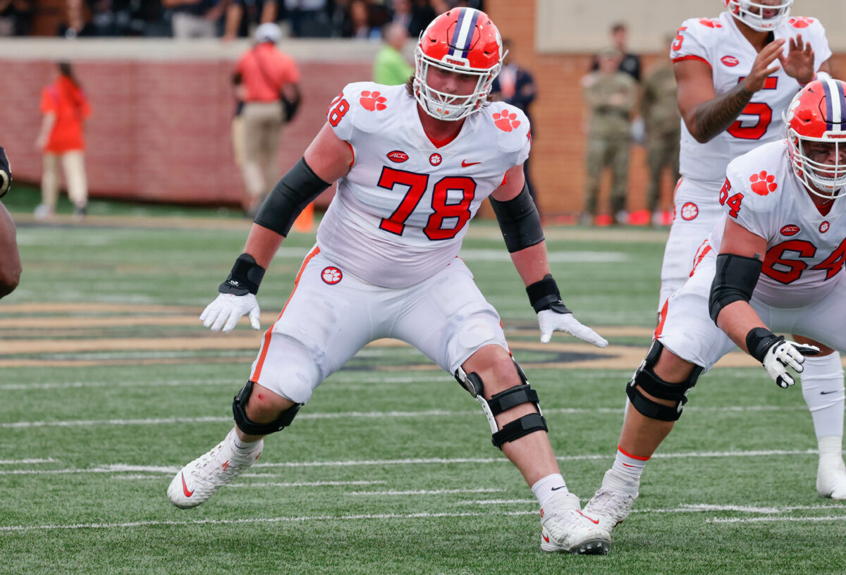 Where Clemson ranks in Athlon Sports Top 20 Offensive Lines for 2023