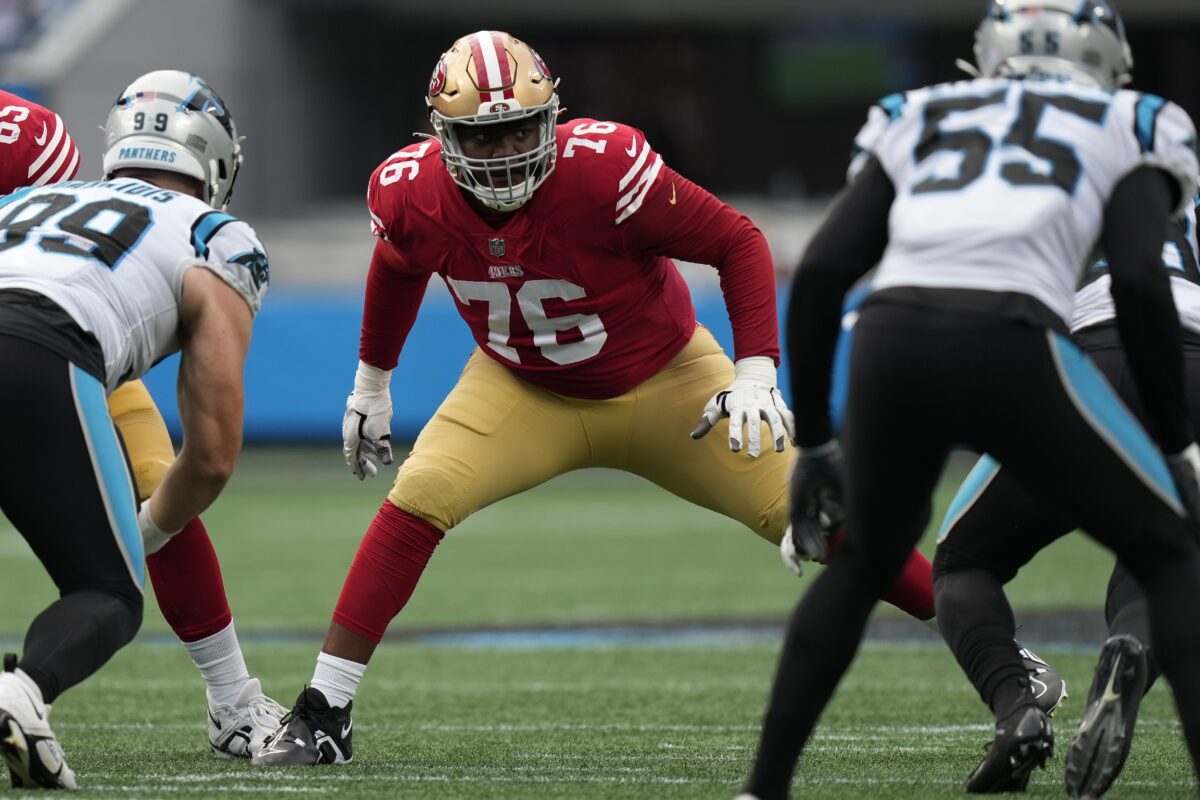 49ers injuries: OL Jaylon Moore leaves Day 6 of training camp early