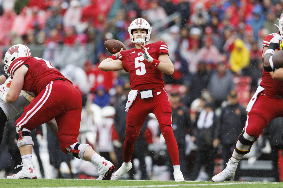 Badger Countdown: Three quarterbacks tied with five TDs in one game