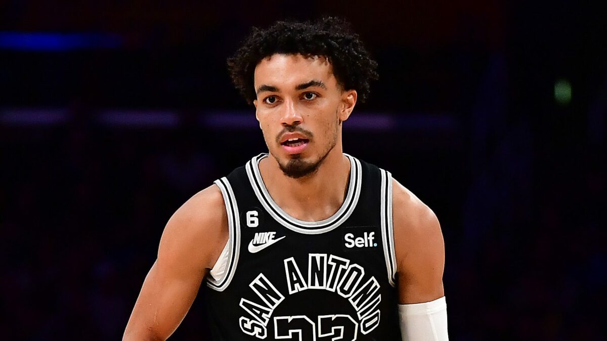 Spurs’ Tre Jones urged to improve 3-point shooting this offseason