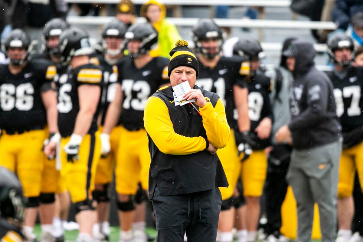 ESPN lists ‘Iowa point watch’ among most fun college football storylines