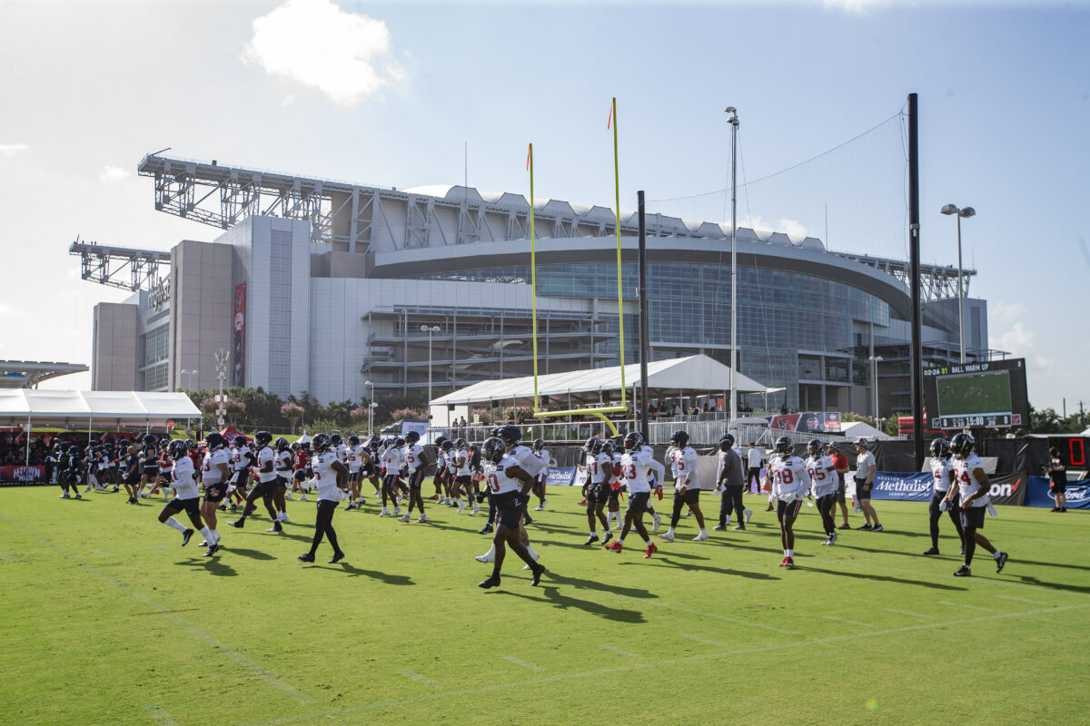 Texans’ DeMeco Ryans, Dolphins’ Mike McDaniel proscribe joint practice scuffles