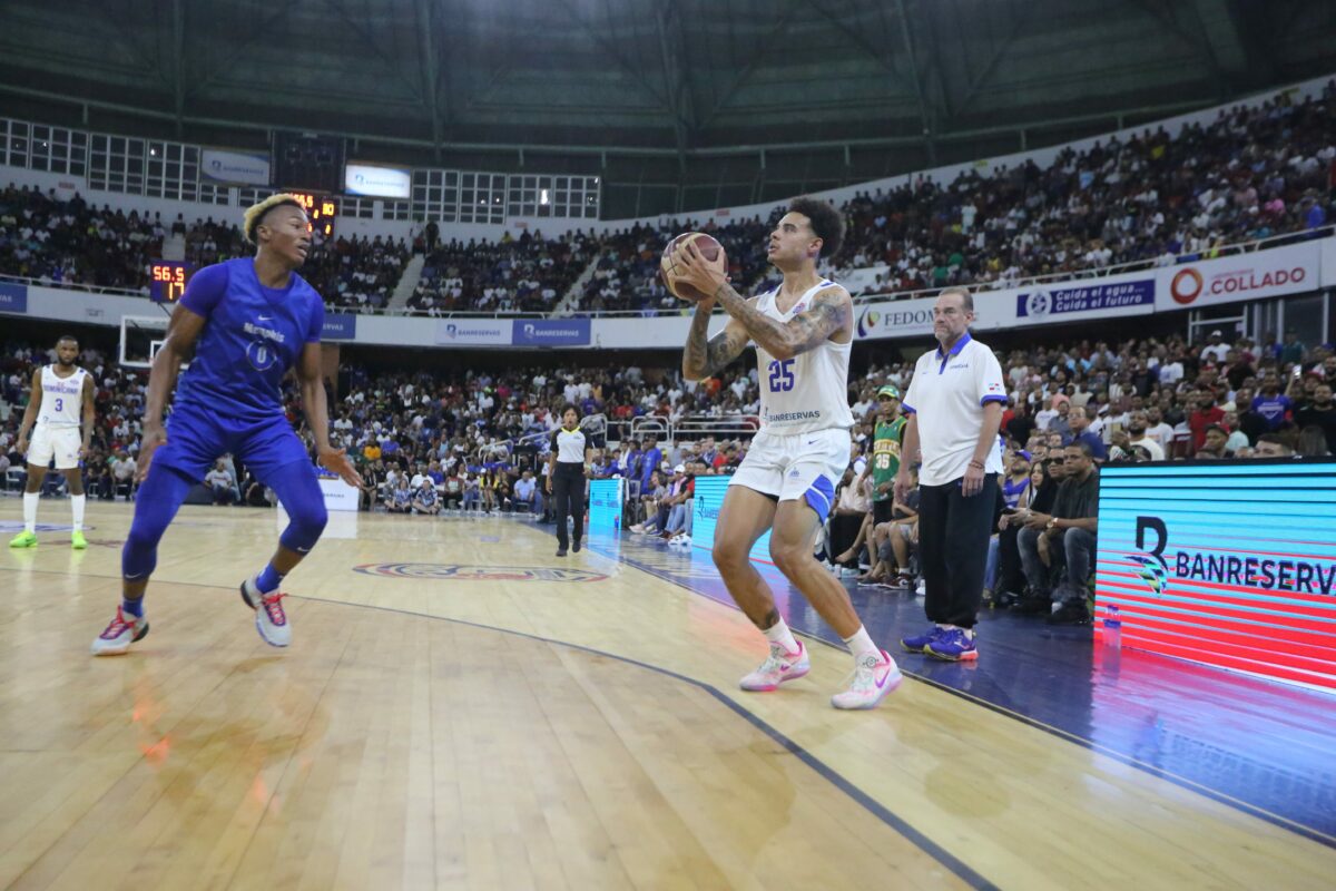 FIBA World Cup: Warriors’ Lester Quinones plays 15 minutes for Dominican Republic vs. Philippines