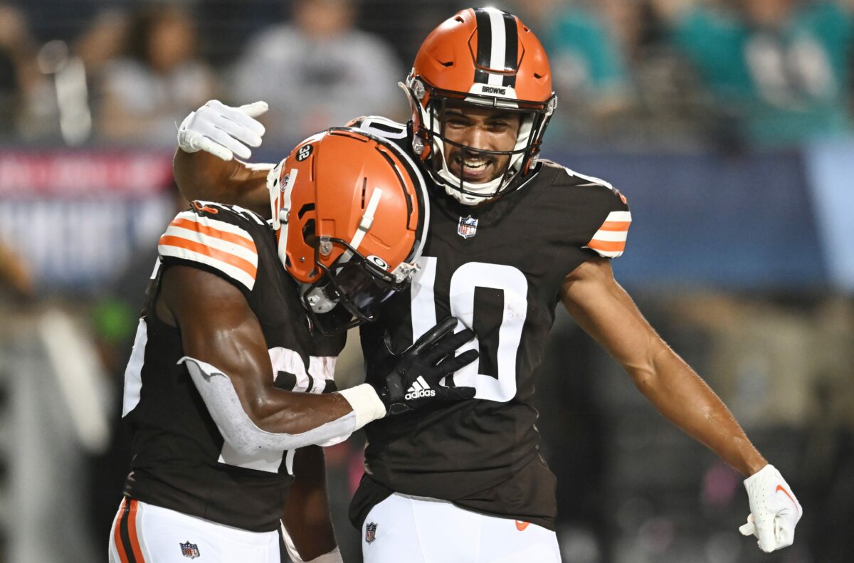 Washington Commanders at Cleveland Browns odds, picks and predictions