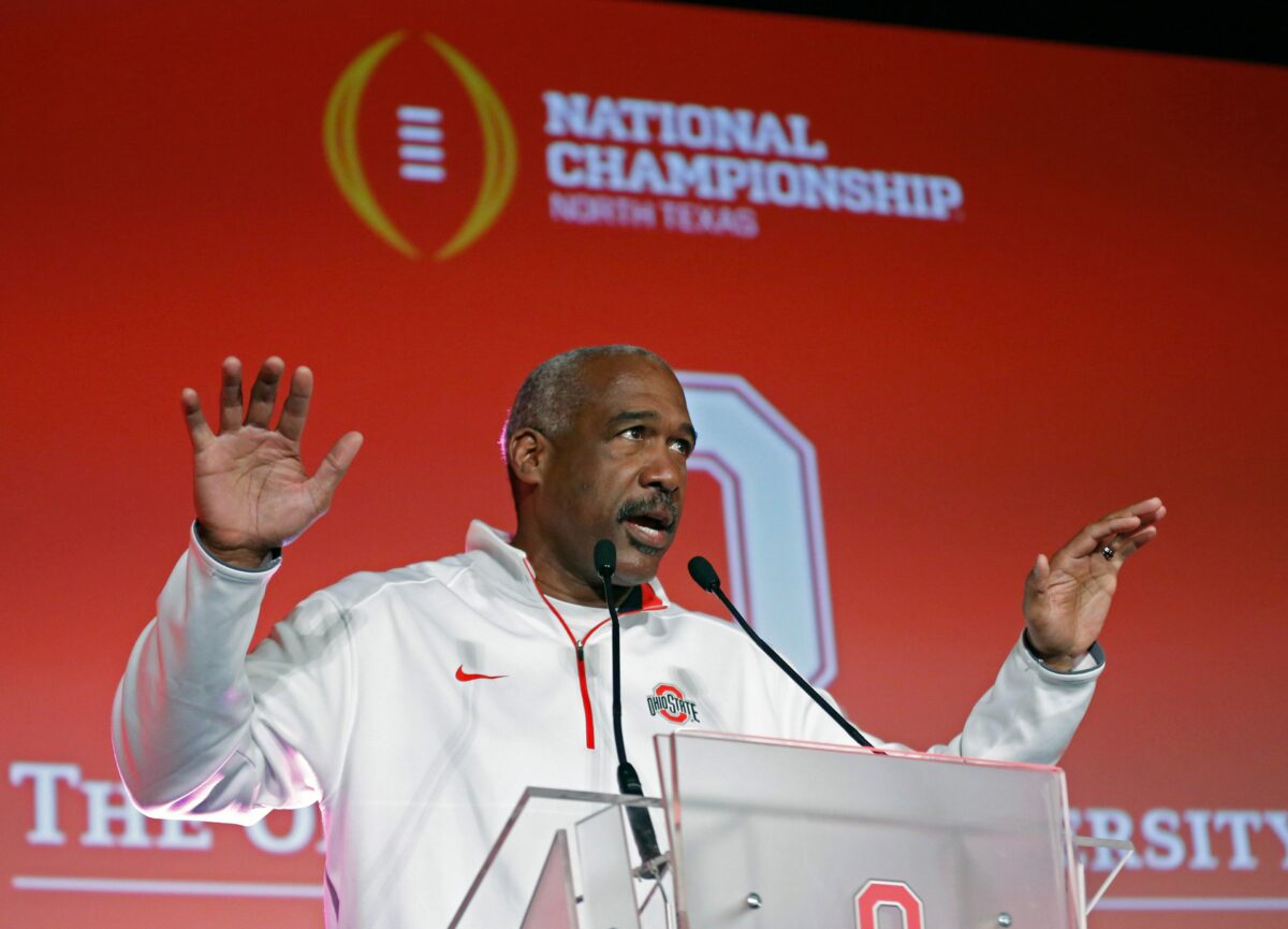 College Sports Roundup: Ohio State AD Gene Smith set to retire, ACC’s potential expansion and more from the College Wires