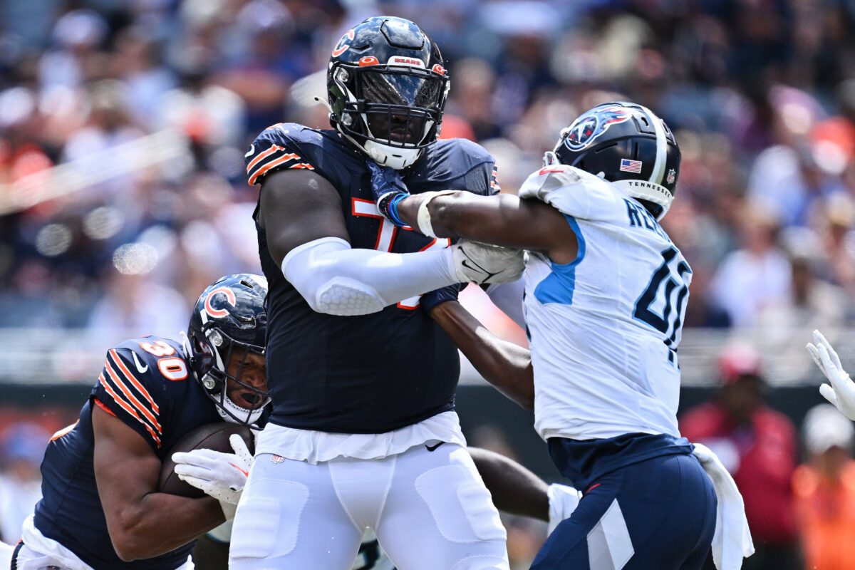 Bears Twitter reacts to the release of OL Alex Leatherwood