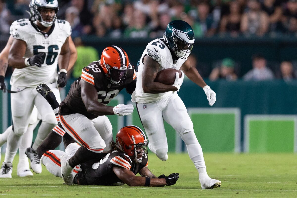 Grading Eagles’ offensive position groups ahead of preseason finale