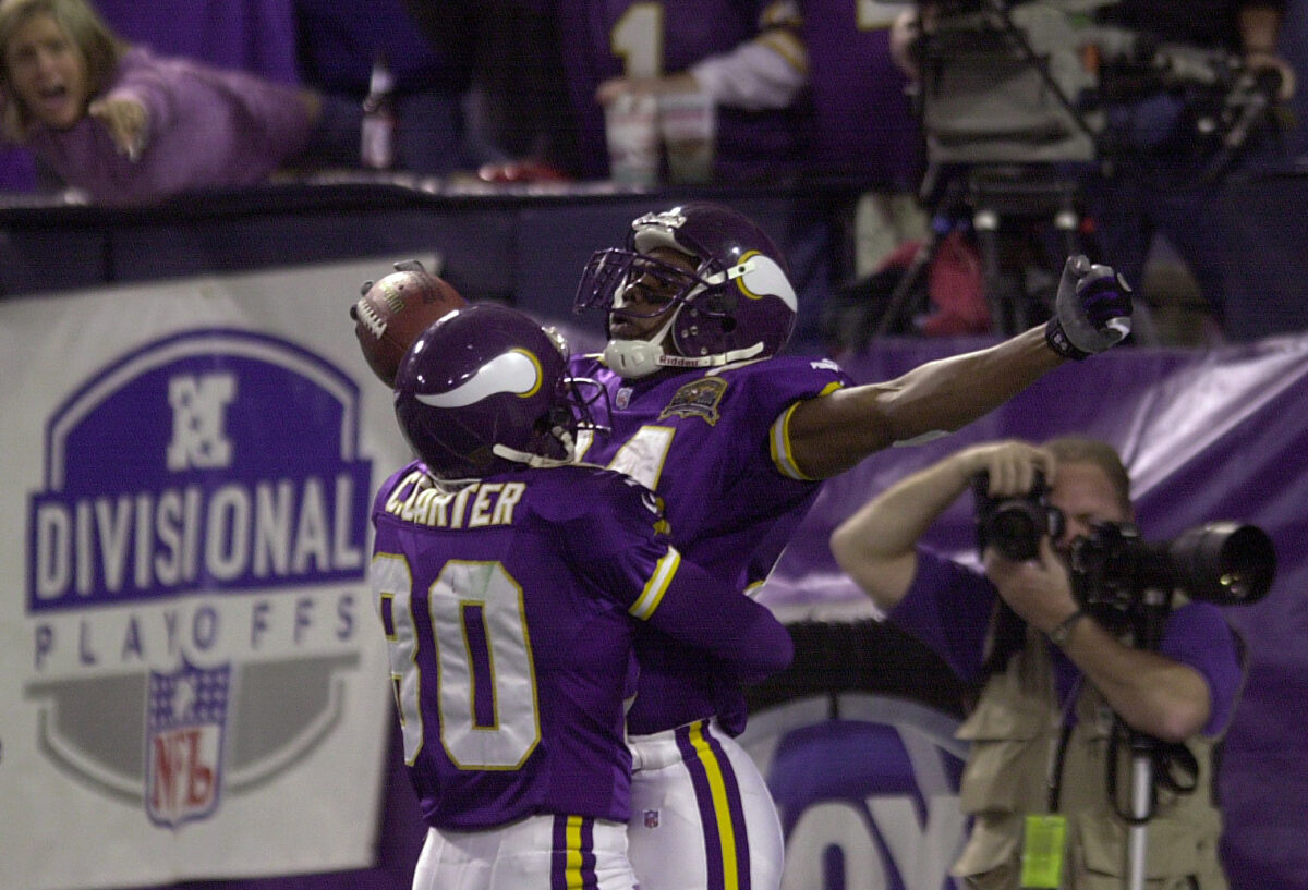Randy Moss and Cris Carter recognized as best wide receiver duo of all time