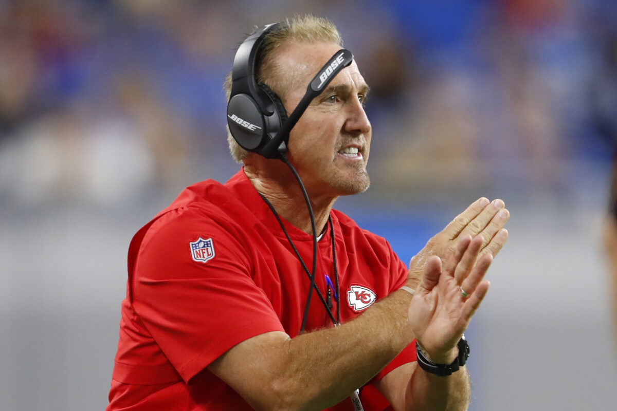 Steve Spagnuolo challenging Bryan Cook to become a leader on Chiefs defense