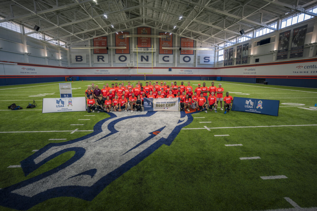 Gallery: Broncos host military members for boot camp
