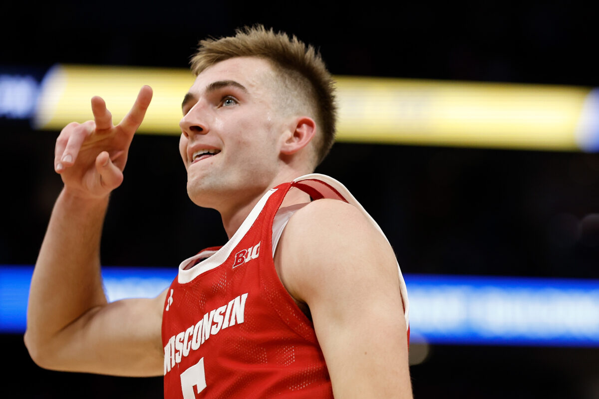 Badgers MBB sets date for scrimmage