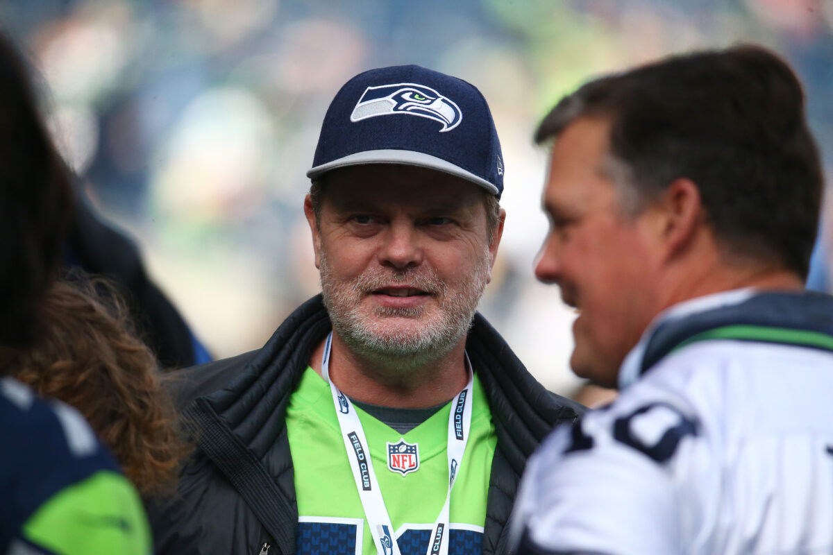 12 famous celebrities who are Seahawks fans