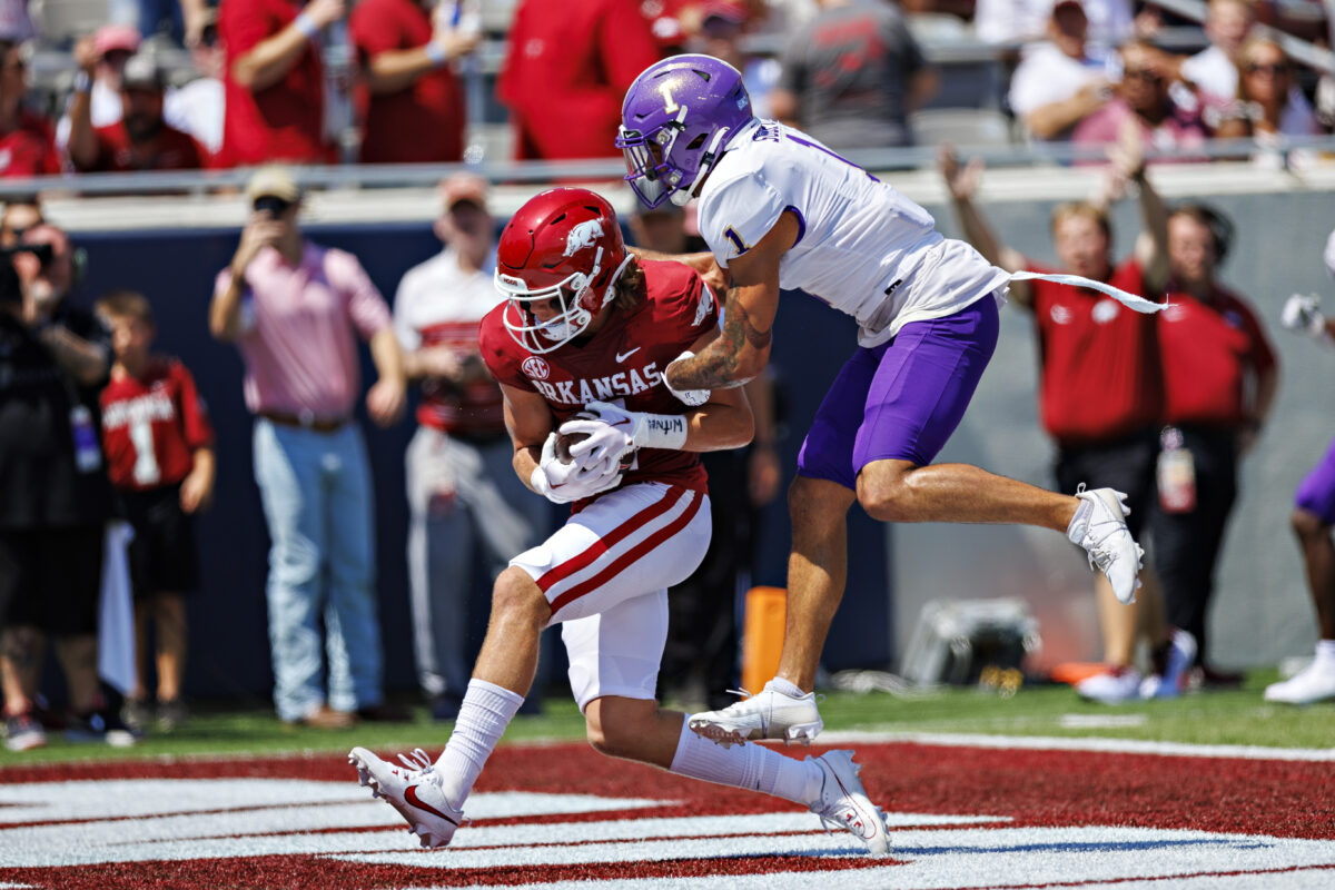 New Hogs wide receiver group has something previous ones don’t: extreme reliability
