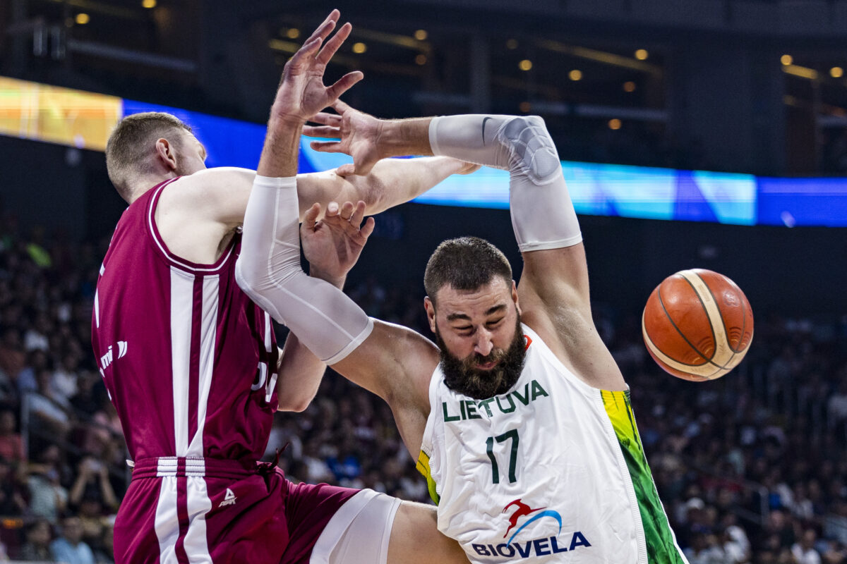 Jonas Valanciunas gets blocked vs. Latvia and other pictures of the day at the World Cup