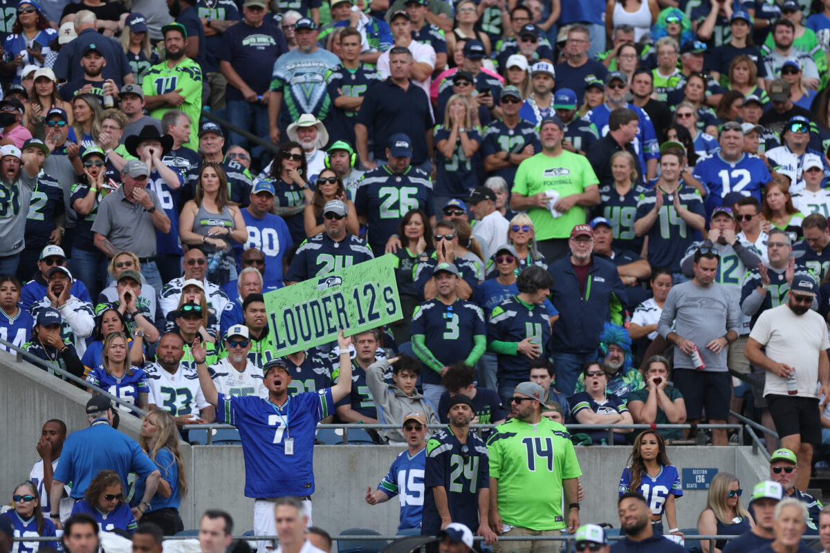 Seahawks fans vent on Twitter following embarrassing second-half collapse
