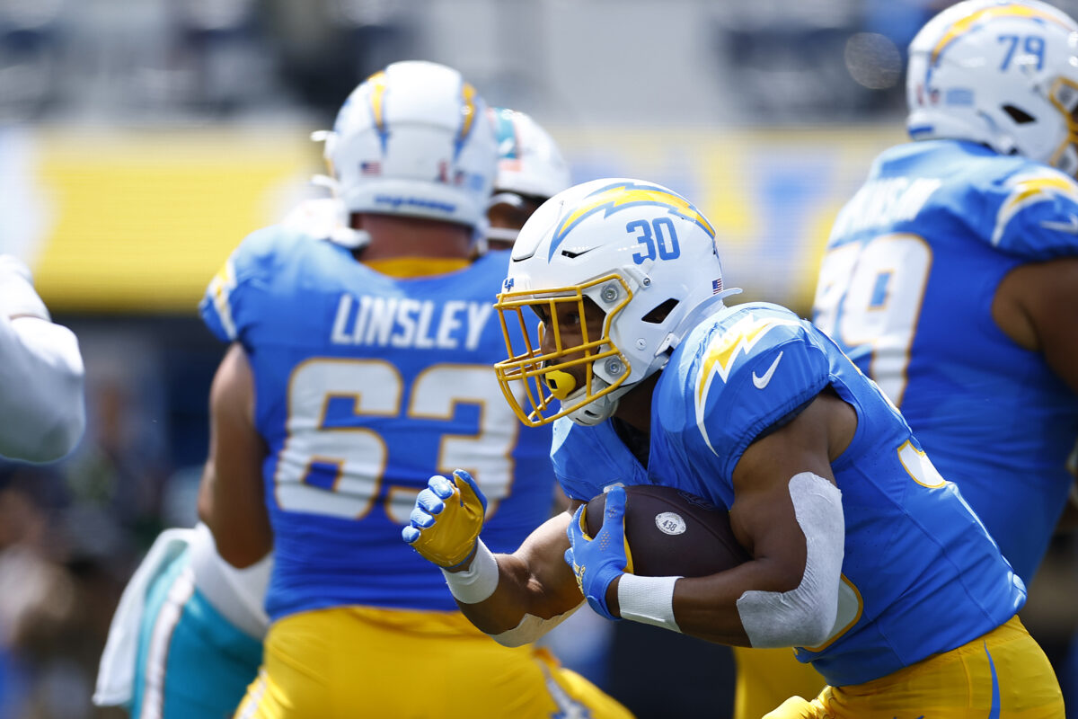 Chargers RB Austin Ekeler dealing with ankle injury
