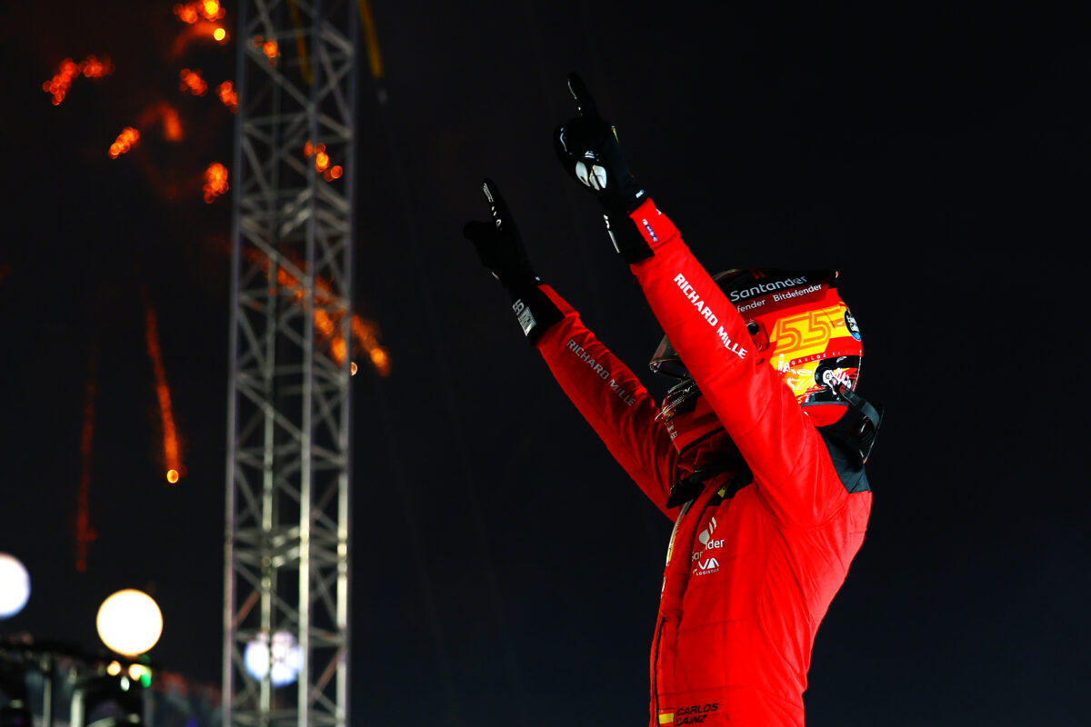 Carlos Sainz wins Singapore Grand Prix, ends Red Bull winning streak