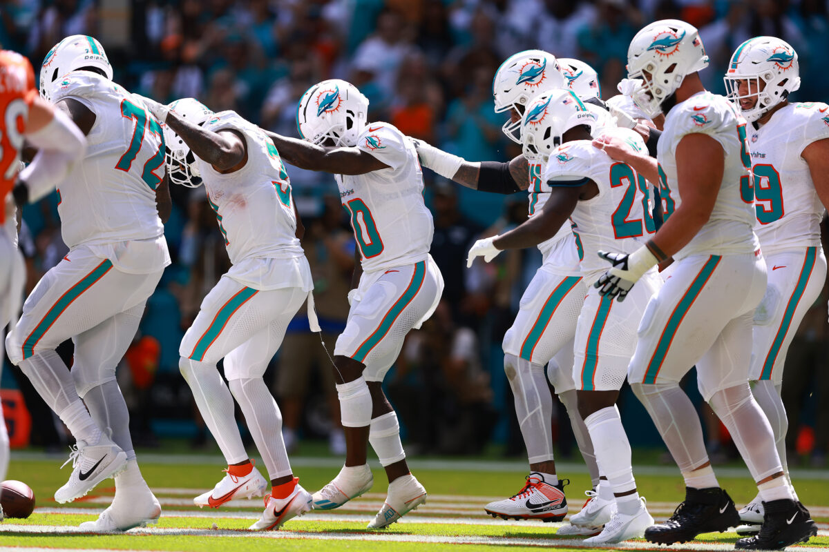 Dolphins dominate Broncos, become 4th NFL team ever to score 70 points in a game