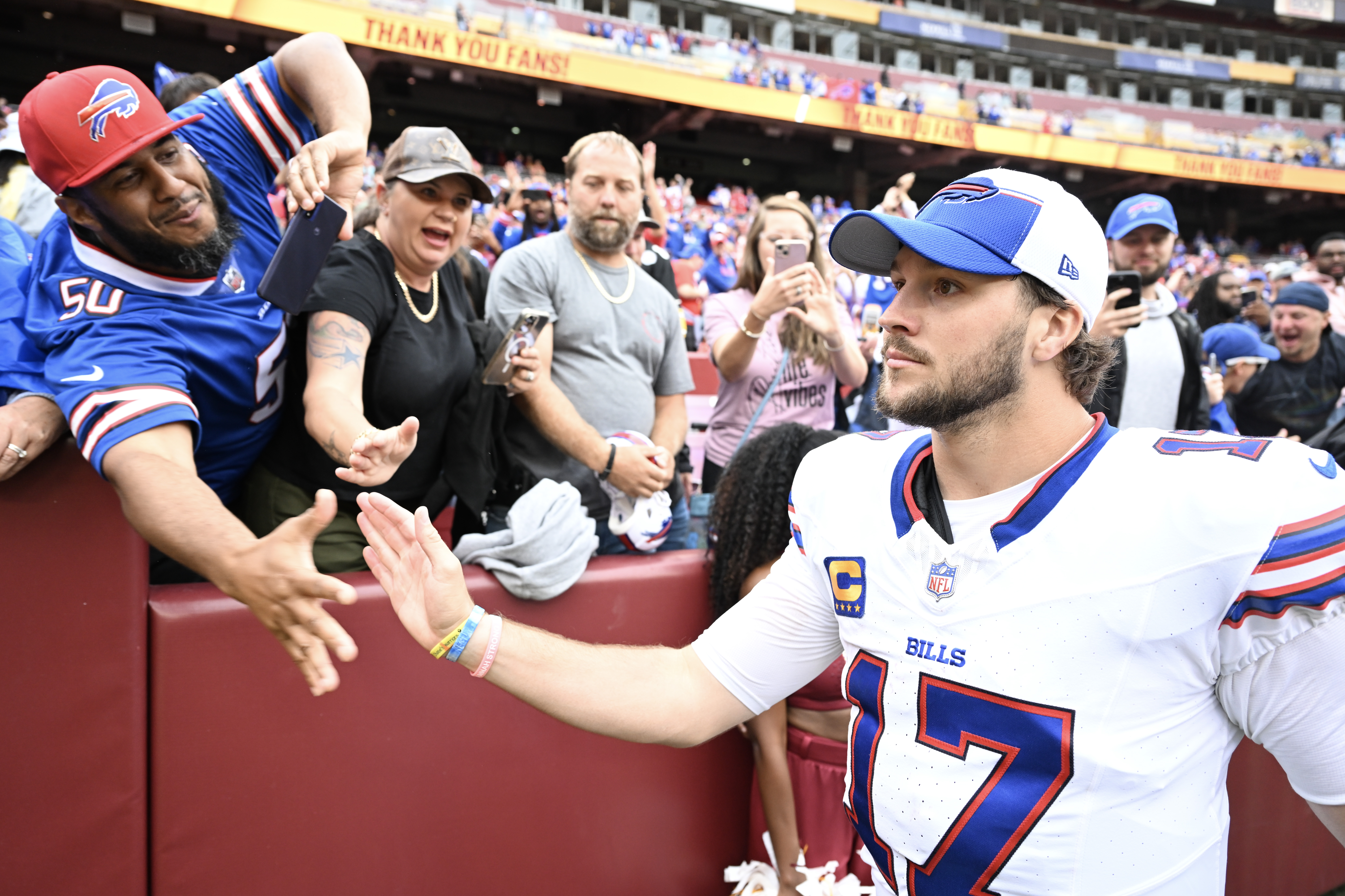 Bills Mafia recognized by players: ‘Seeing them celebrate was amazing’