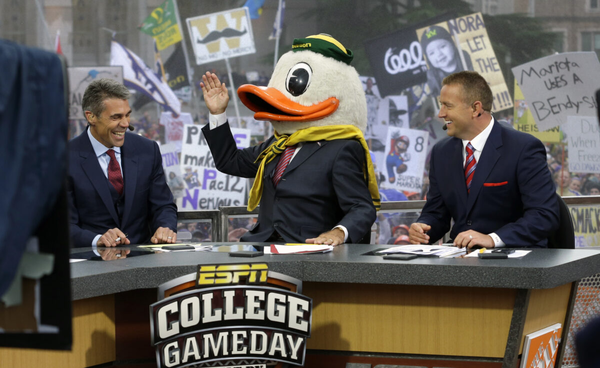 ESPN ‘College GameDay’ crew picks winner between Oregon and Texas Tech