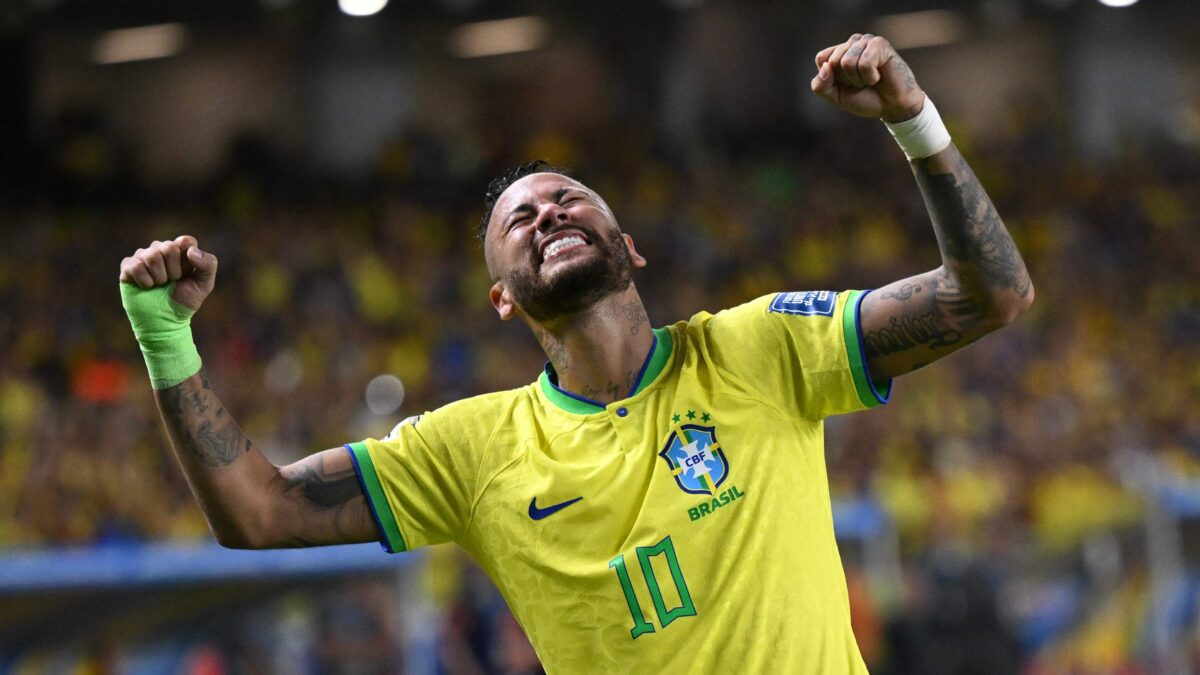 Neymar breaks Pele’s Brazil goalscoring record