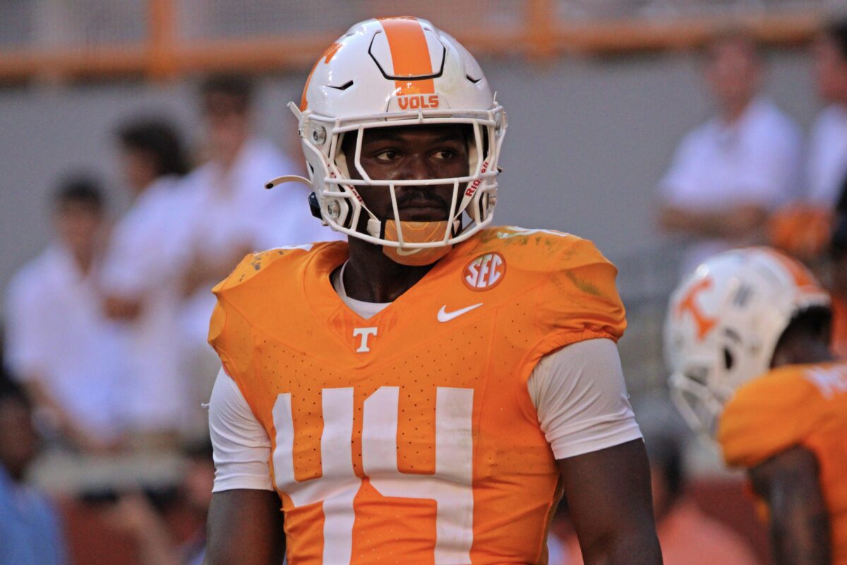 Elijah Herring continues to develop at linebacker for Vols