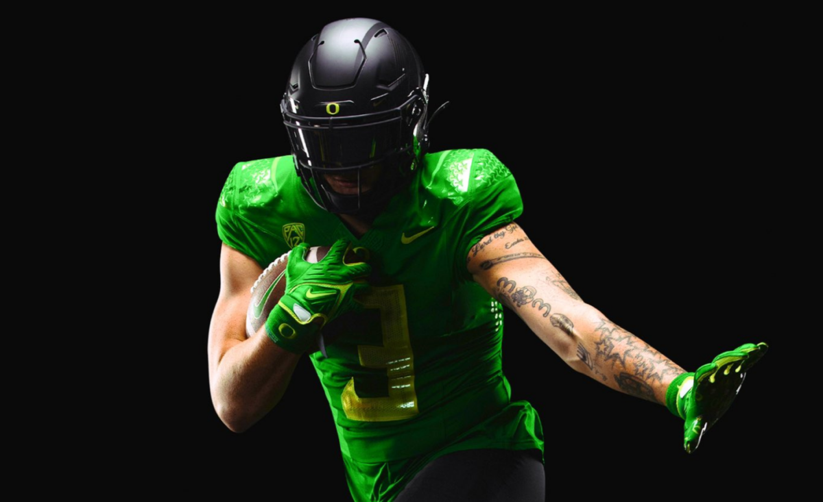 LOOK: Ducks unveil green and black uniform combo for Saturday showdown vs. Colorado