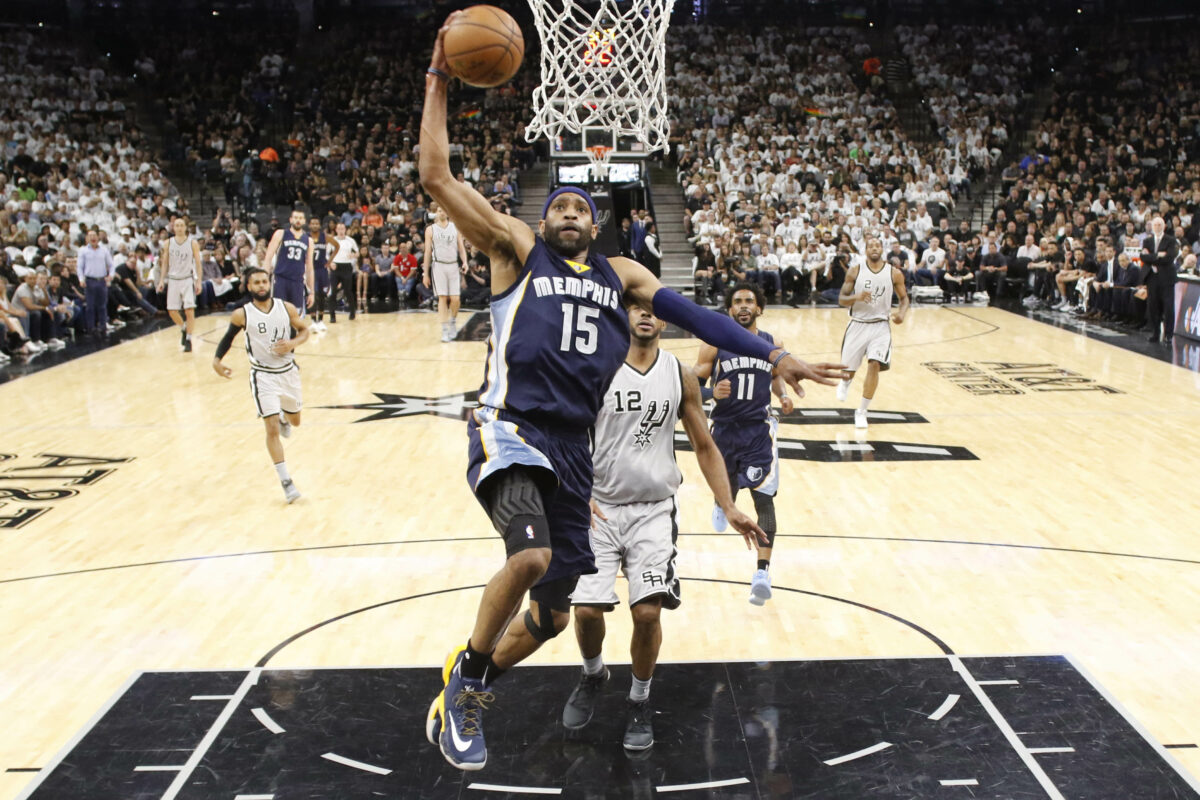 Social Media reacts to  Vince Carter’s dunk mixtape that went viral