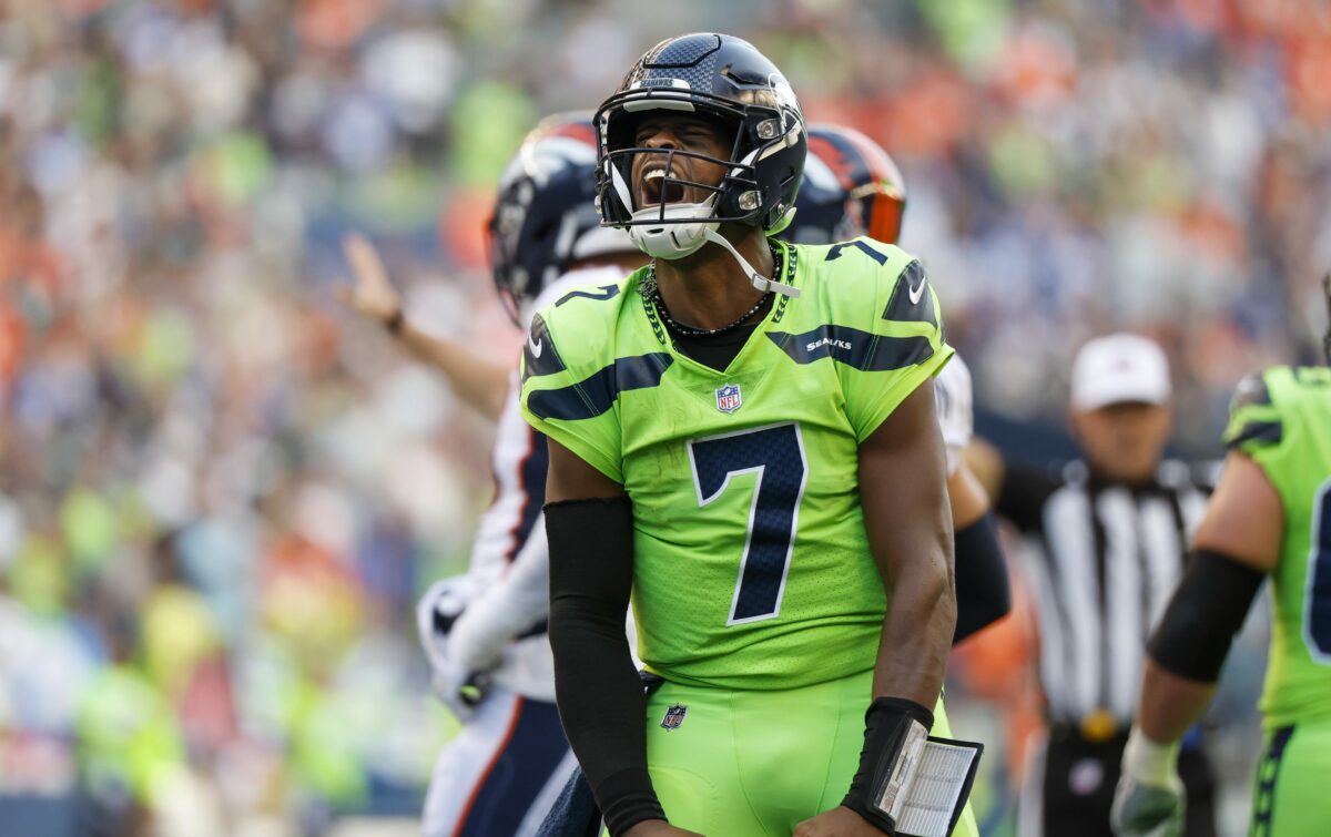 Carolina Panthers at Seattle Seahawks odds, picks and predictions