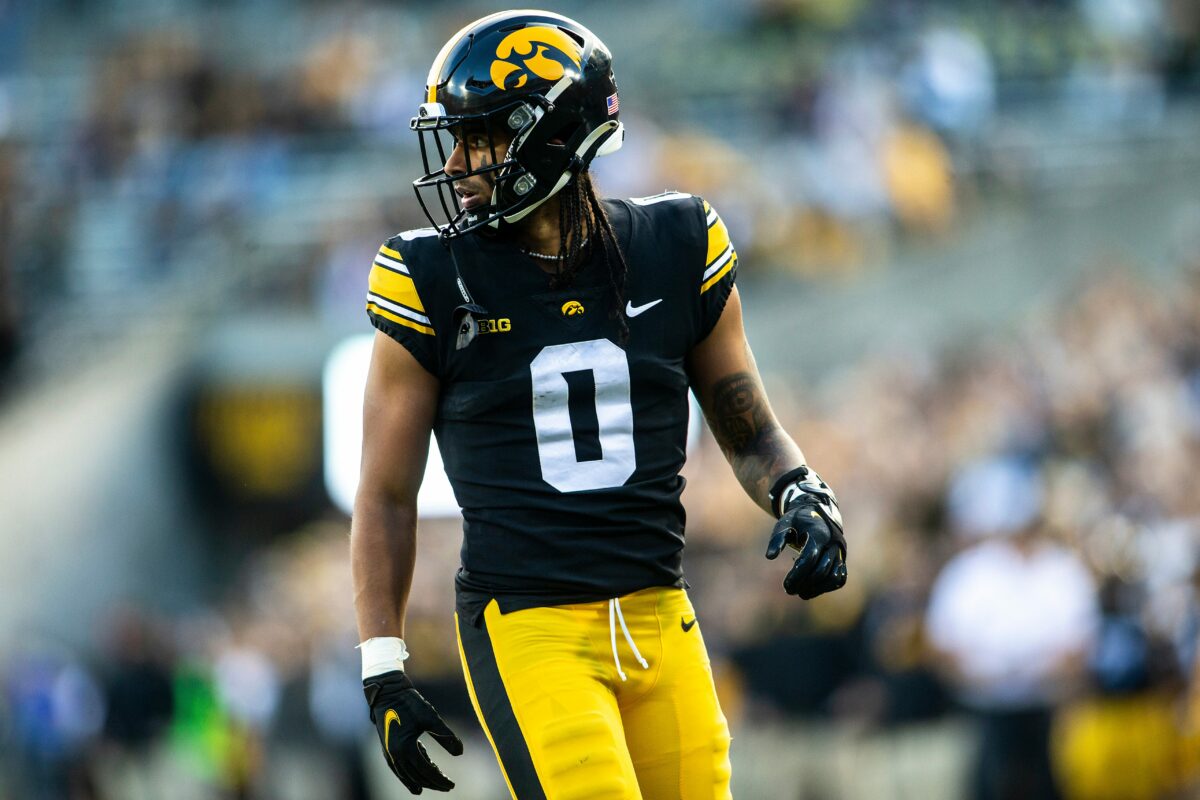 Iowa WR Diante Vines confident Hawkeyes’ offense is ‘really close’ to breakthrough
