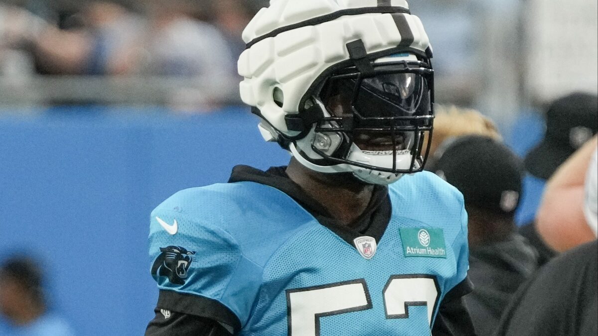 Panthers sign LB Deion Jones to practice squad