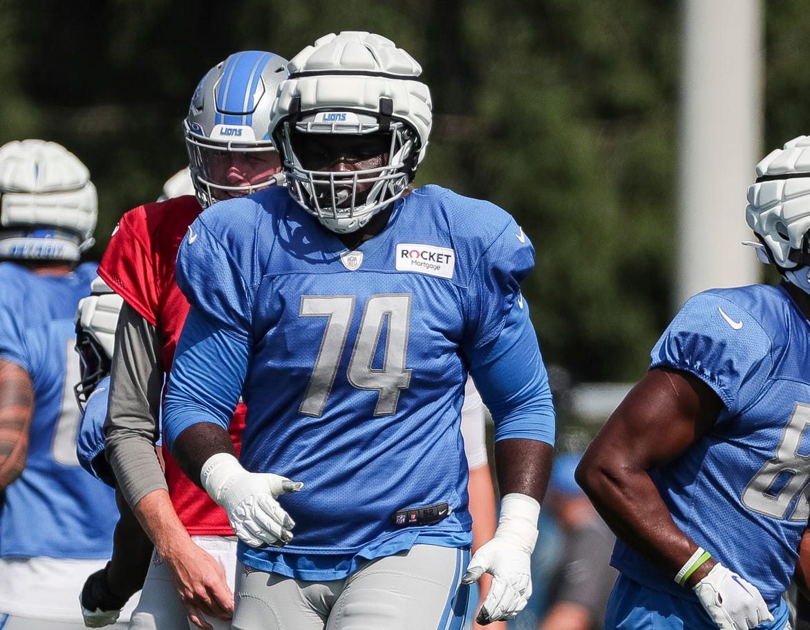 Lions add OL help in a flurry of roster moves