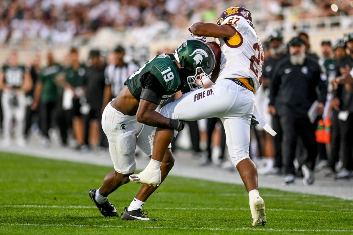 Jacoby Windmon, Armorion Smith out for season for Michigan State football
