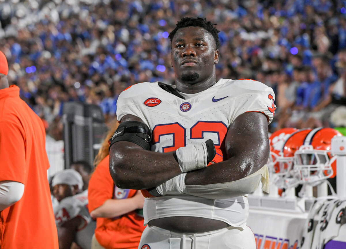 Ruke Orhorhoro wants to thank Clemson fans for sticking with them