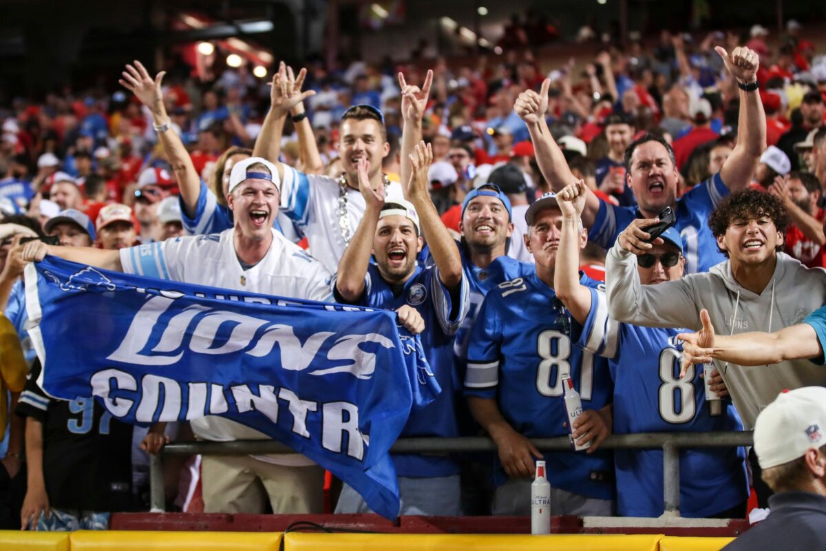 Dan Campbell gives huge credit to the Lions fans in Kansas City