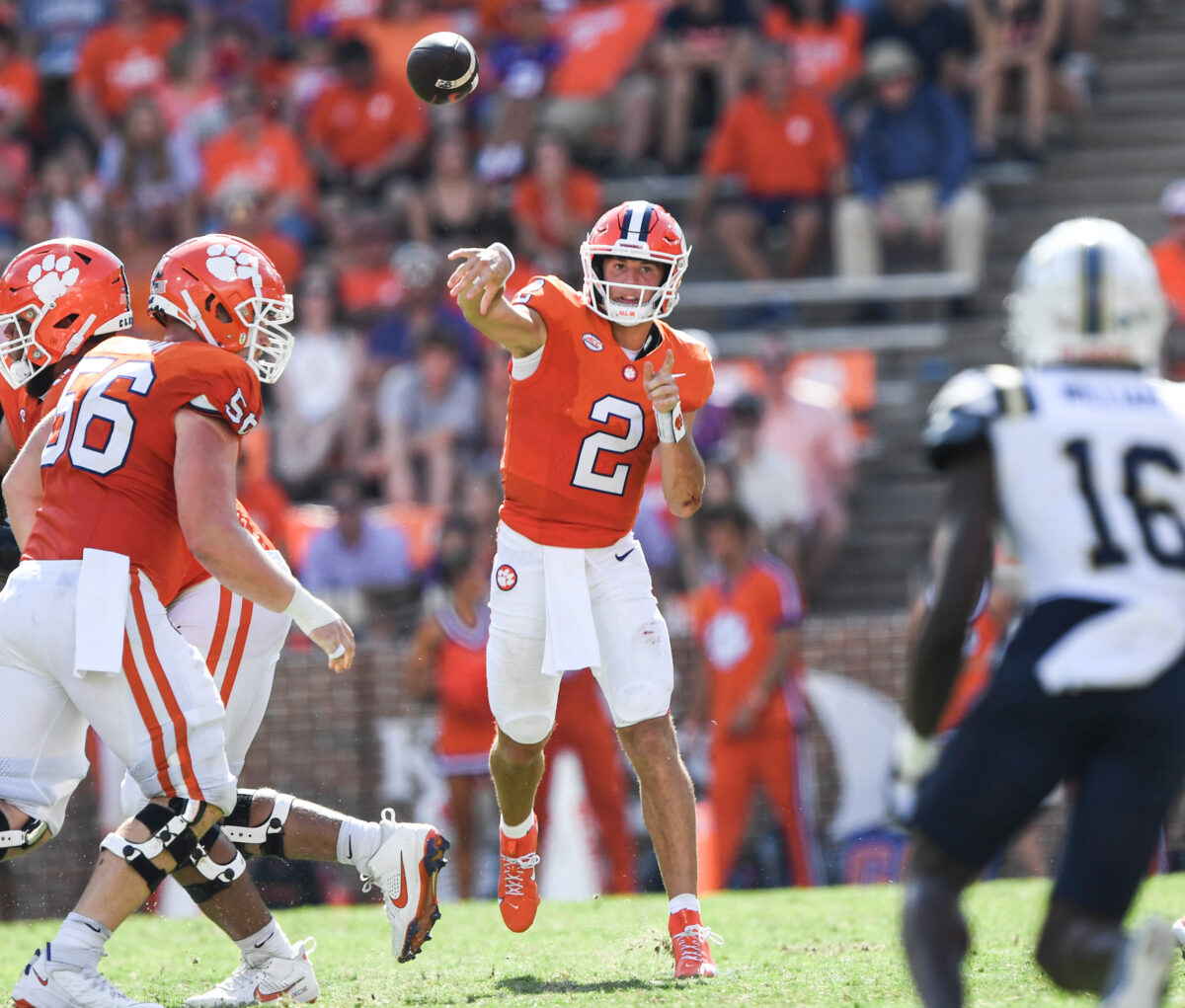 Kicker Jonathan Weitz’s first career field goal gives Clemson a 3-0 lead over Florida State