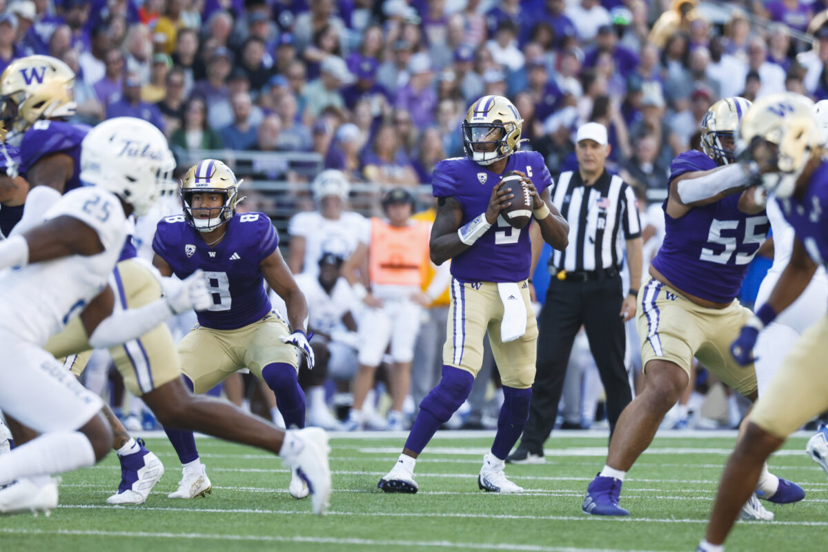 25 top college football quarterbacks ranked by Total QBR through Week 3