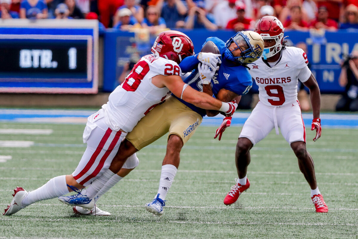 Oklahoma linebacker Danny Stutsman continues to play at an All-American level