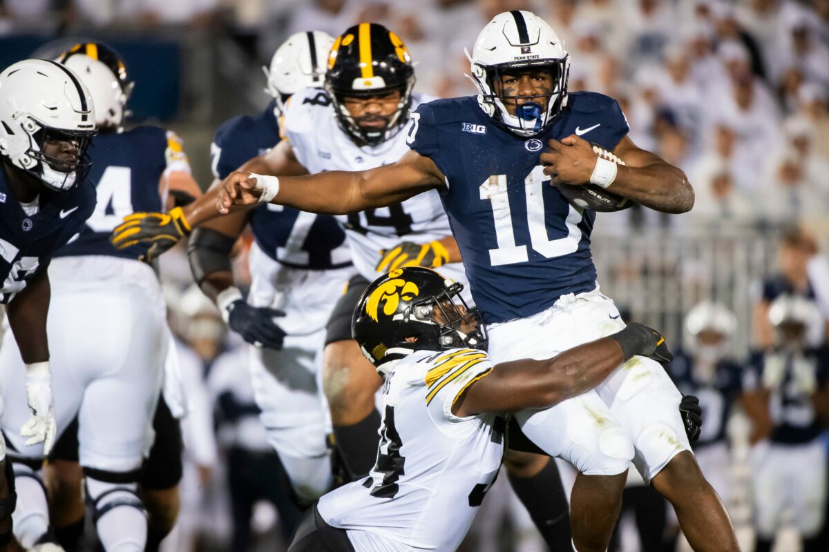 Drew Allar tosses 4 TDs as Penn State shuts out Iowa, 31-0
