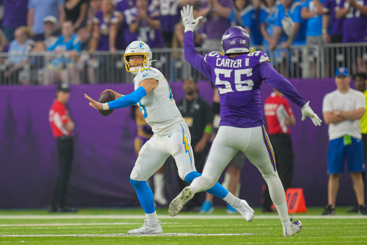 Studs and duds from Chargers’ victory over Vikings