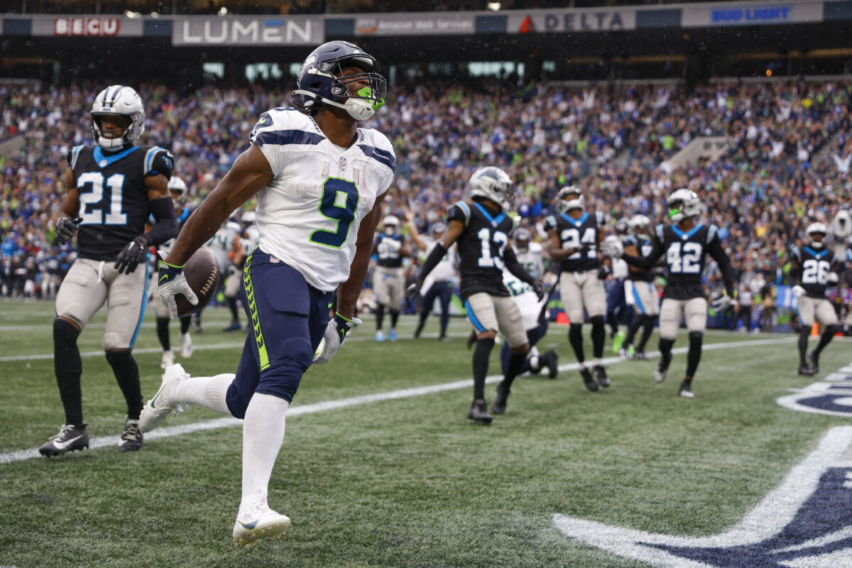 Seahawks take care of business, defeat Panthers 37-27